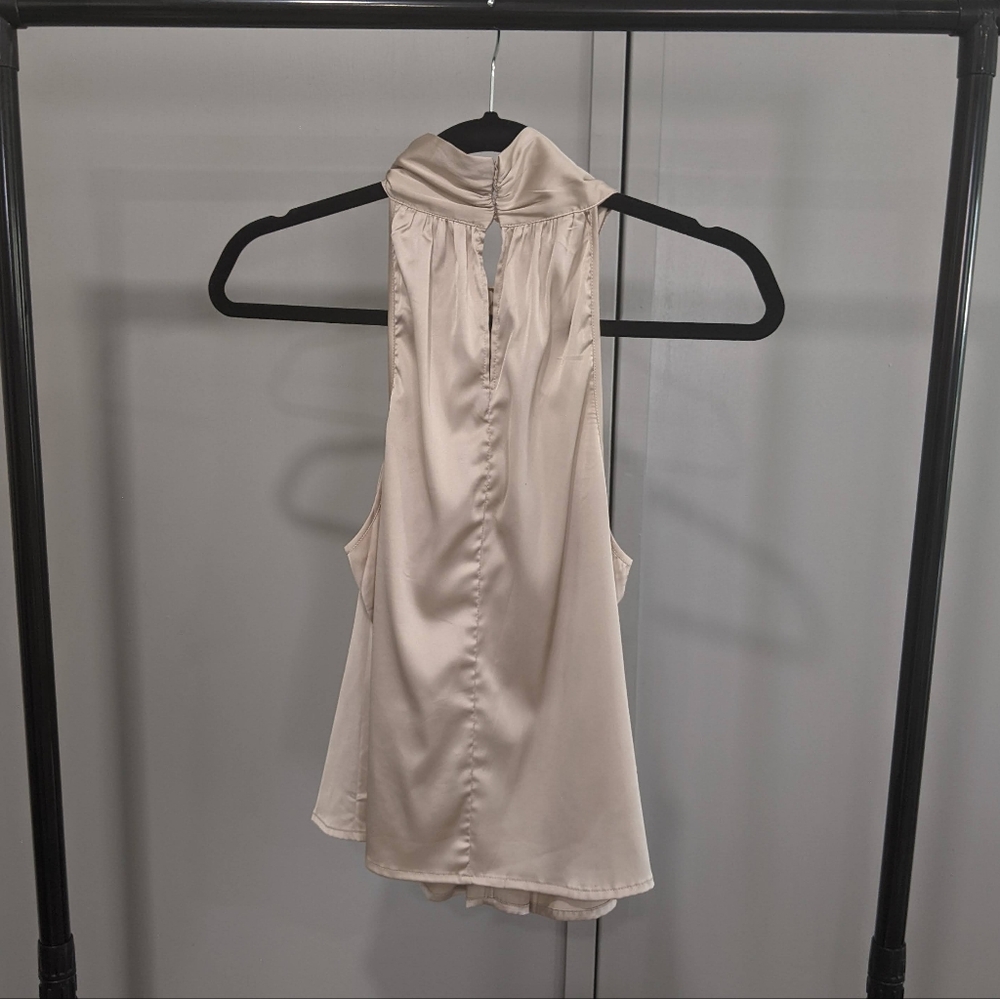 ASTR Satin Sleeveless High-Neck Top - Picture 3 of 9